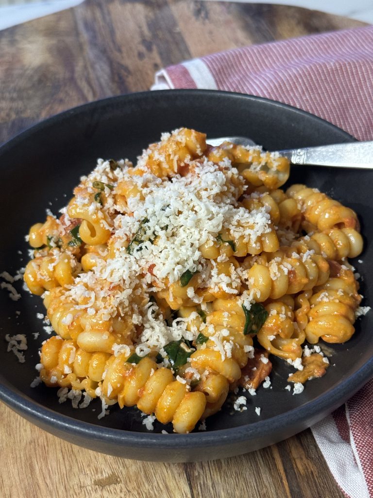 Tomat och spenatpasta