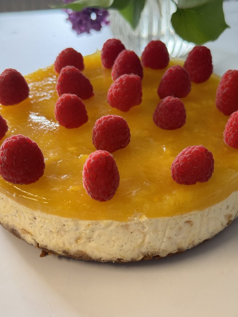 mango cheesecake