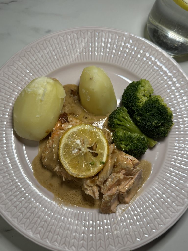Lax i soja och gräddsås