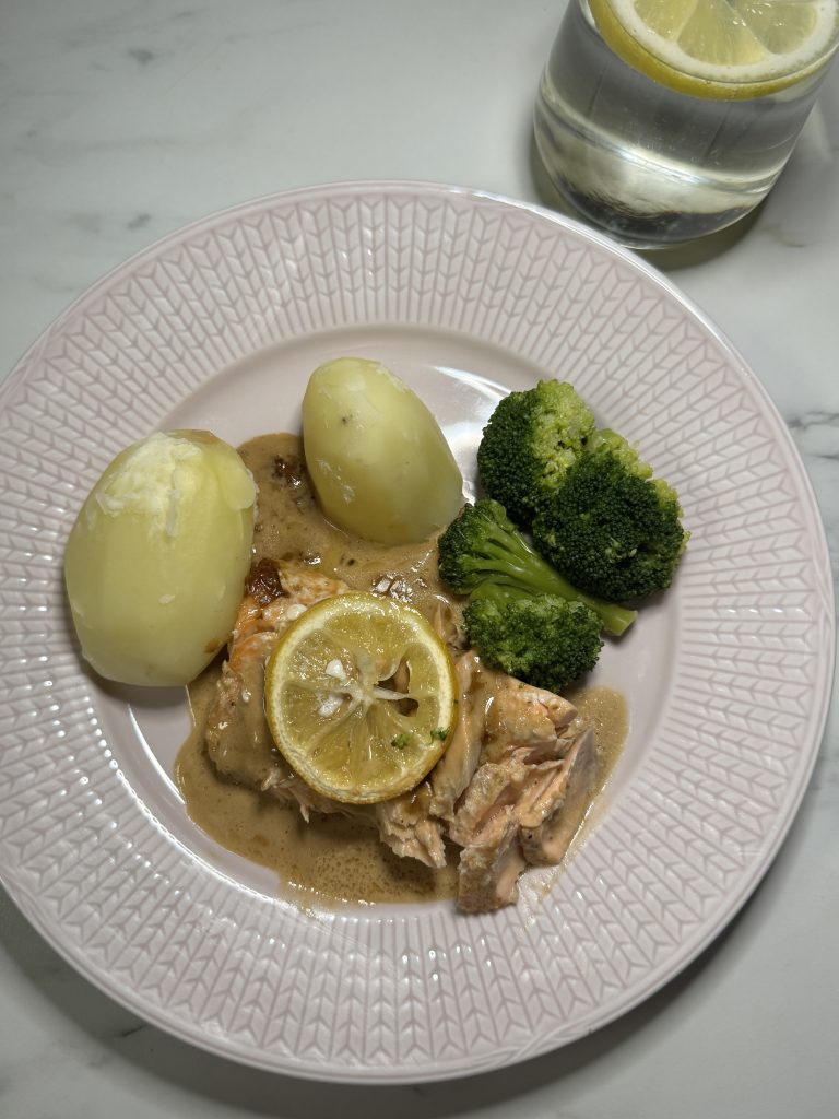 Lax i soja och gräddsås
