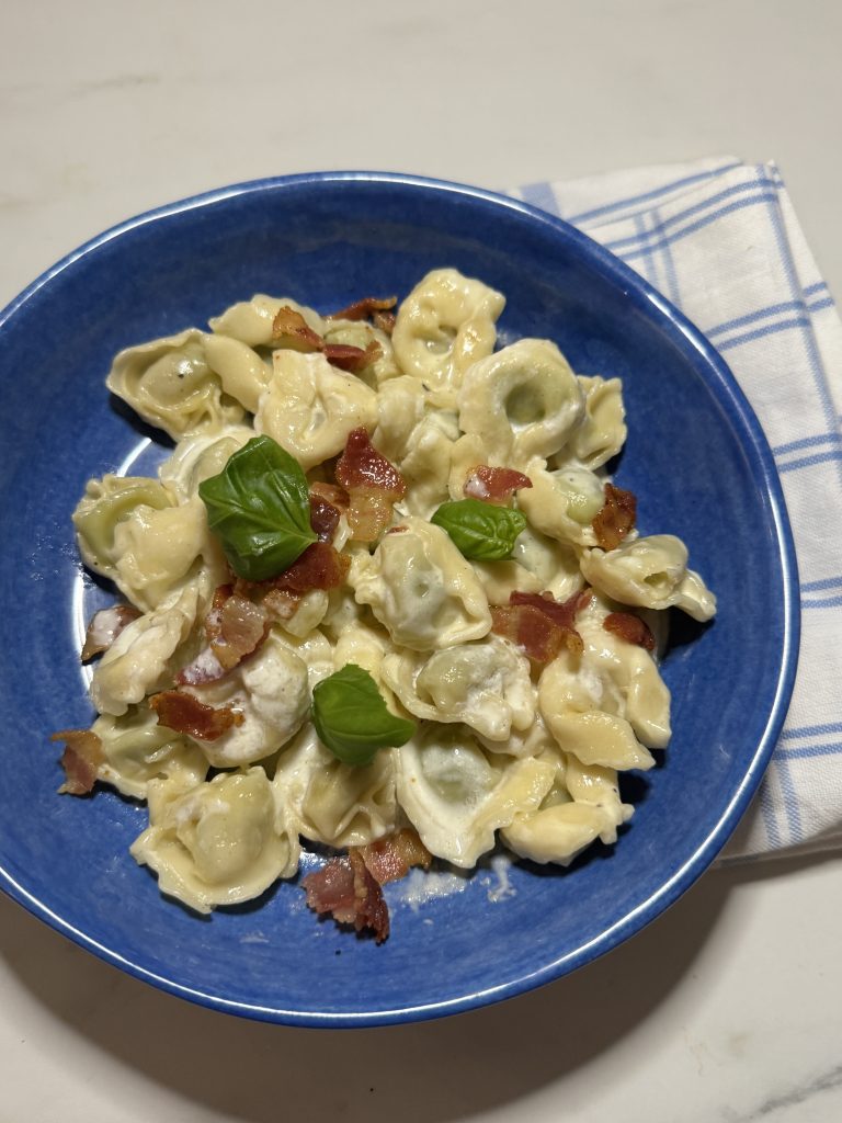 Tortellini Alfredo