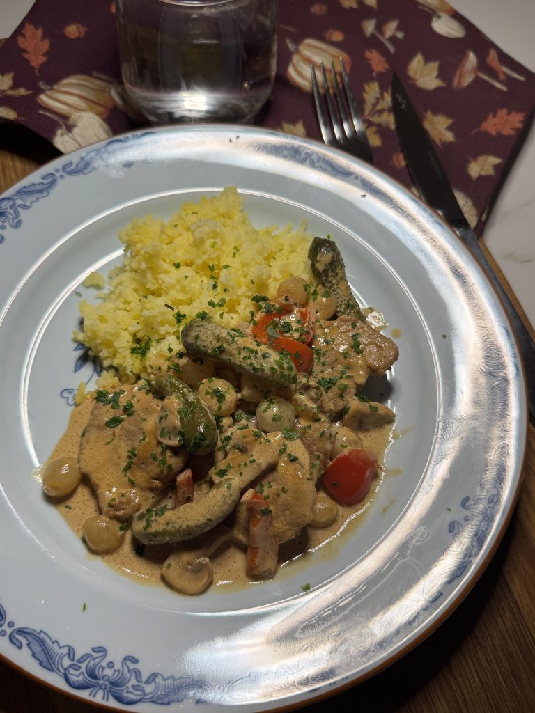 Fläskfilé med syltlök och Cornichoner