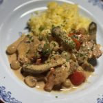 Fläskfilé med syltlök och Cornichoner