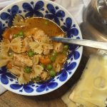 Kyckling och pastasoppa