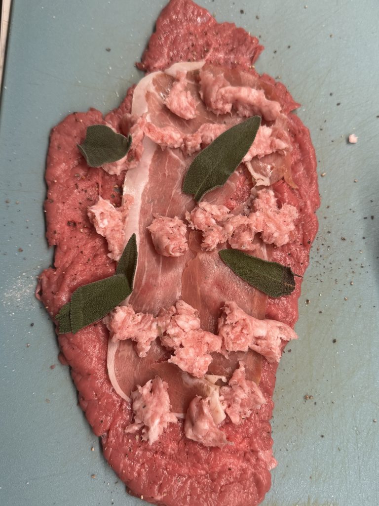 Risotto och kalvrulader fyllda med salsiccia