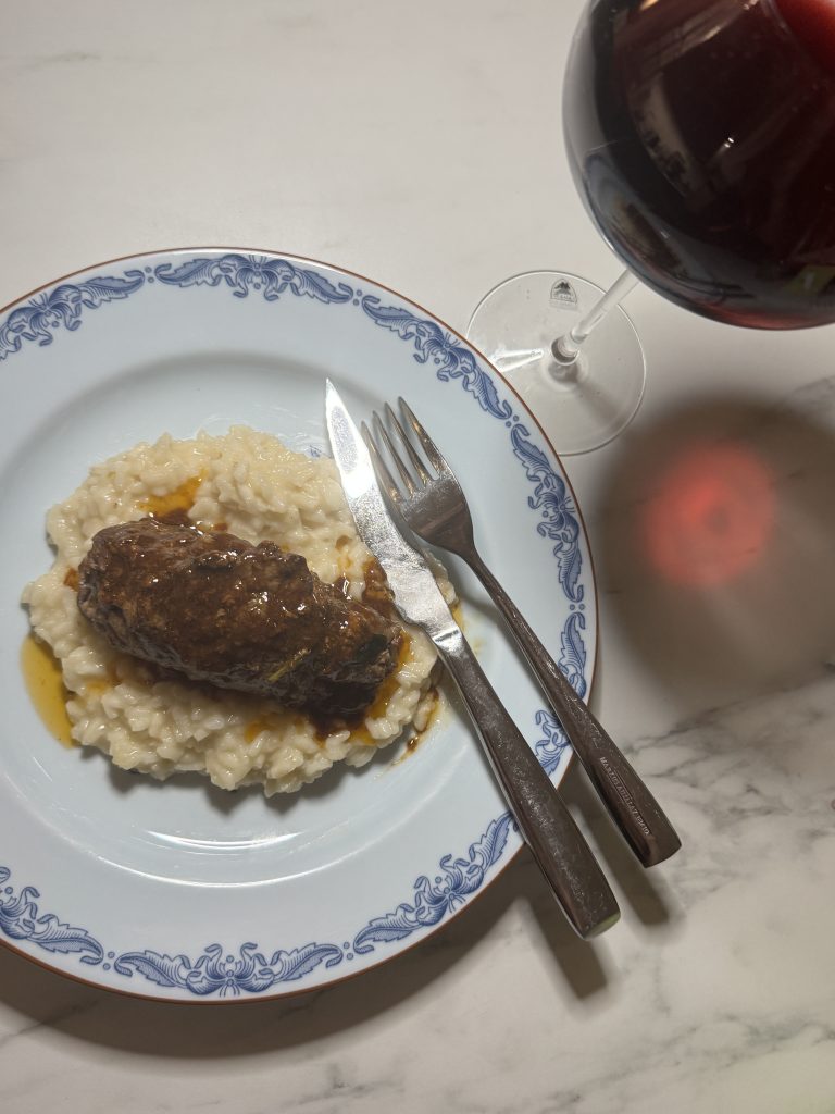 Risotto och kalvrulader fyllda med salsiccia