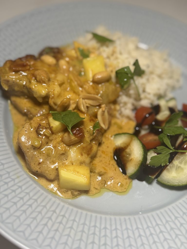 Flygande Jacob på fläskfilé, mango och jordnötter