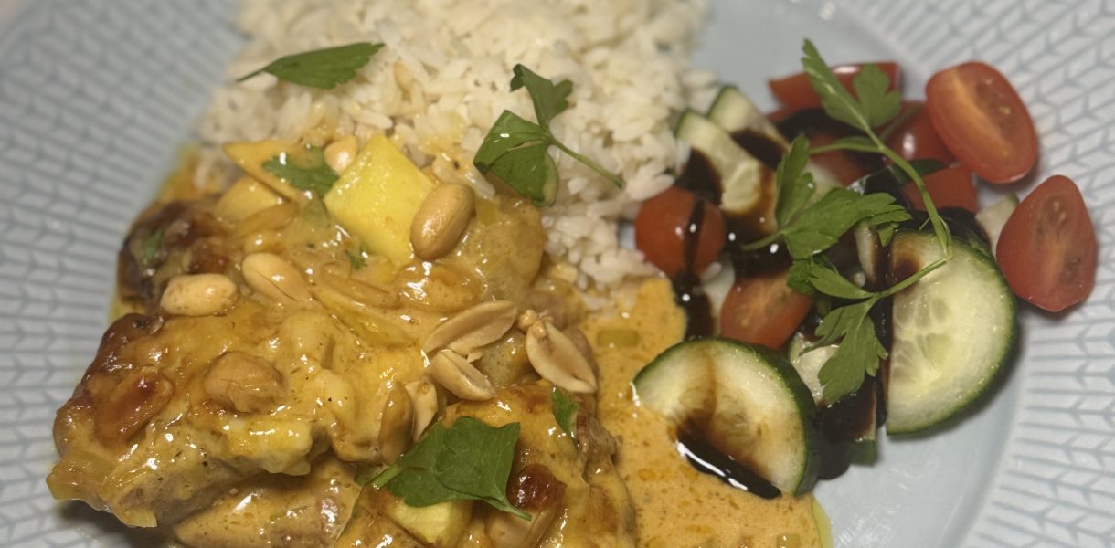 Flygande Jacob på fläskfilé, mango och jordnötter