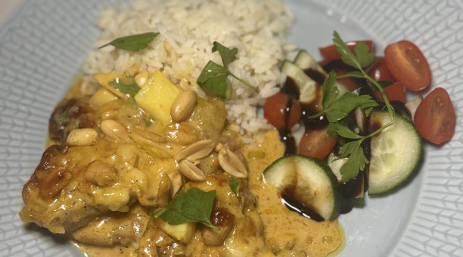 Flygande Jacob på fläskfilé, mango och jordnötter