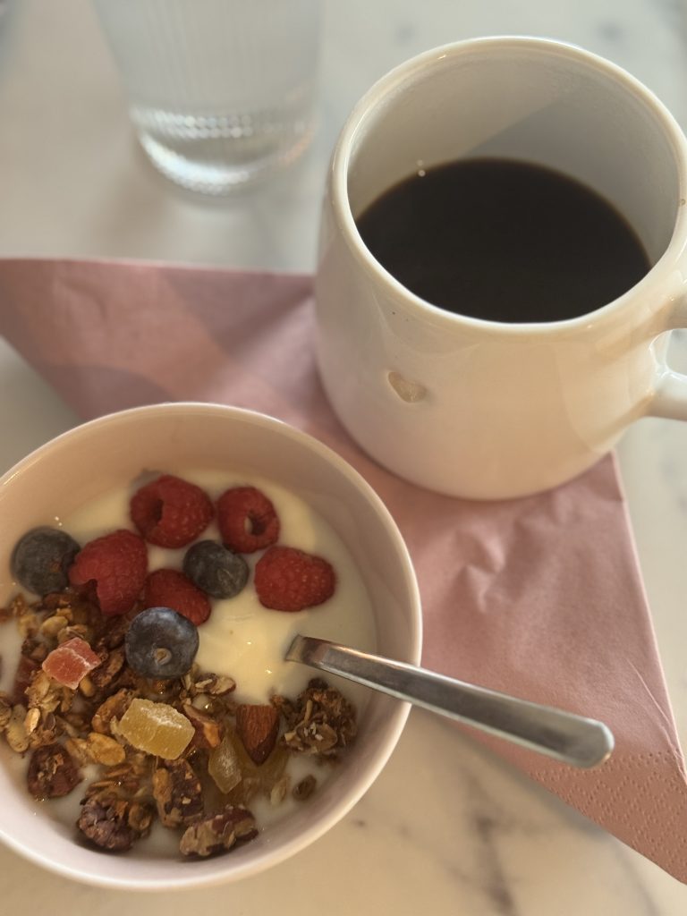 Veronicas Granola