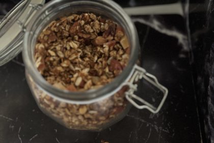 Veronicas Granola