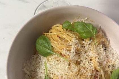 Spagetti Capellini med gräddig tomatsås